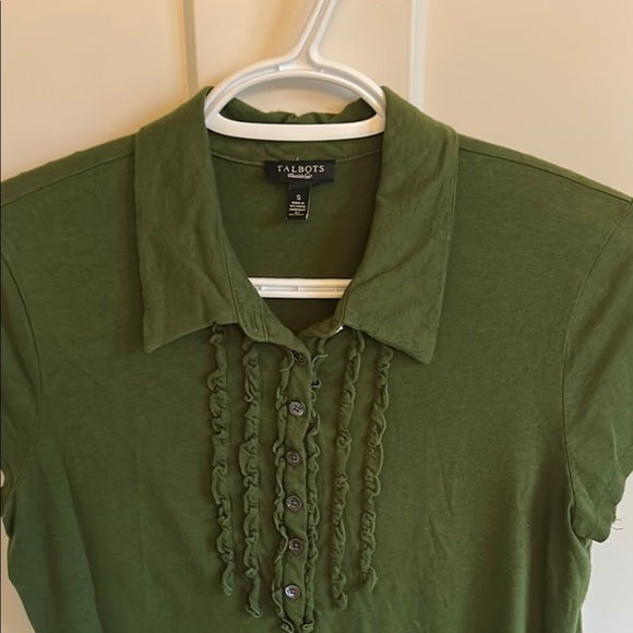 Talbots Women's Green Ruffle Front Short-sleeved Top, size S - Picture 2 of 4